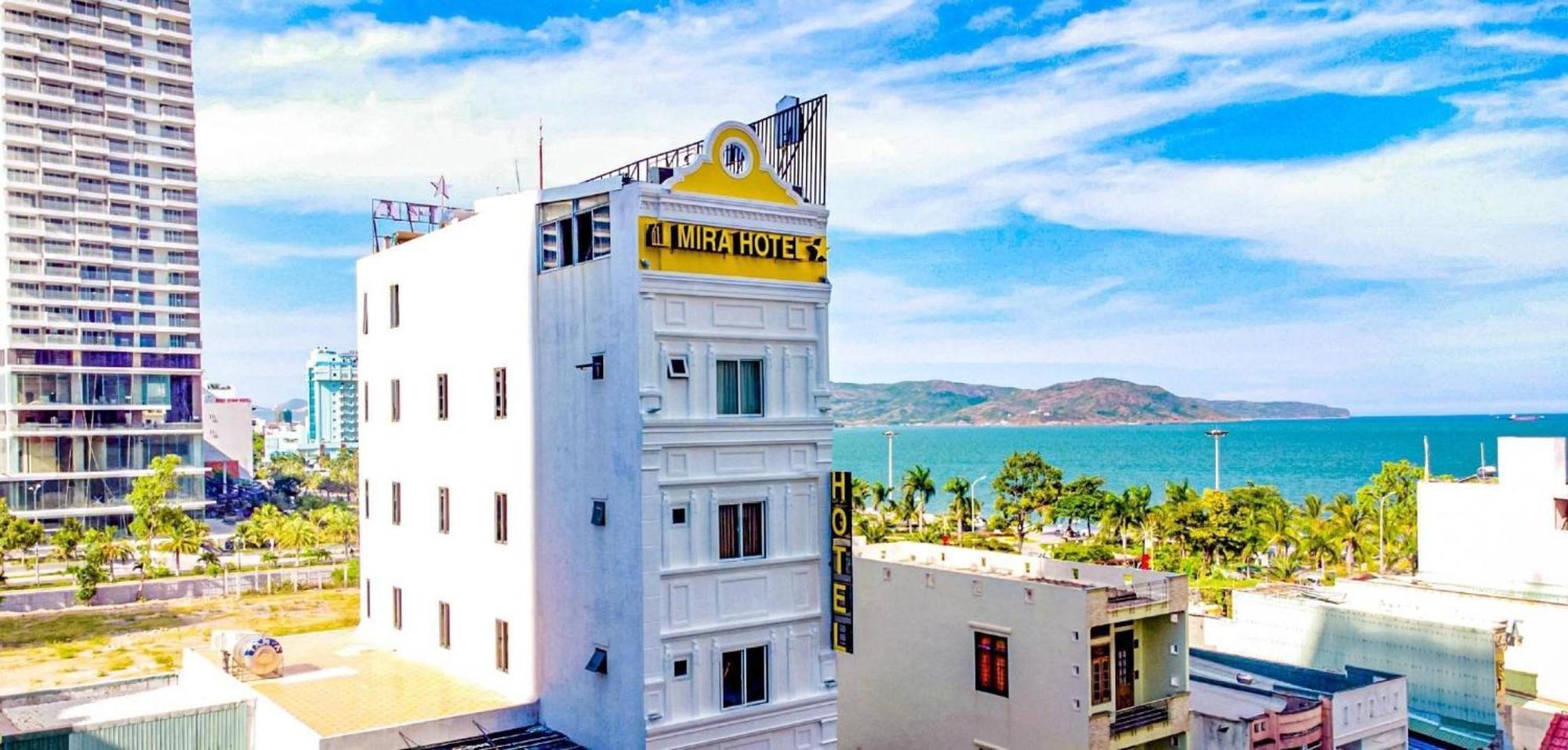 Mira Eco Hotel Куинён Экстерьер фото