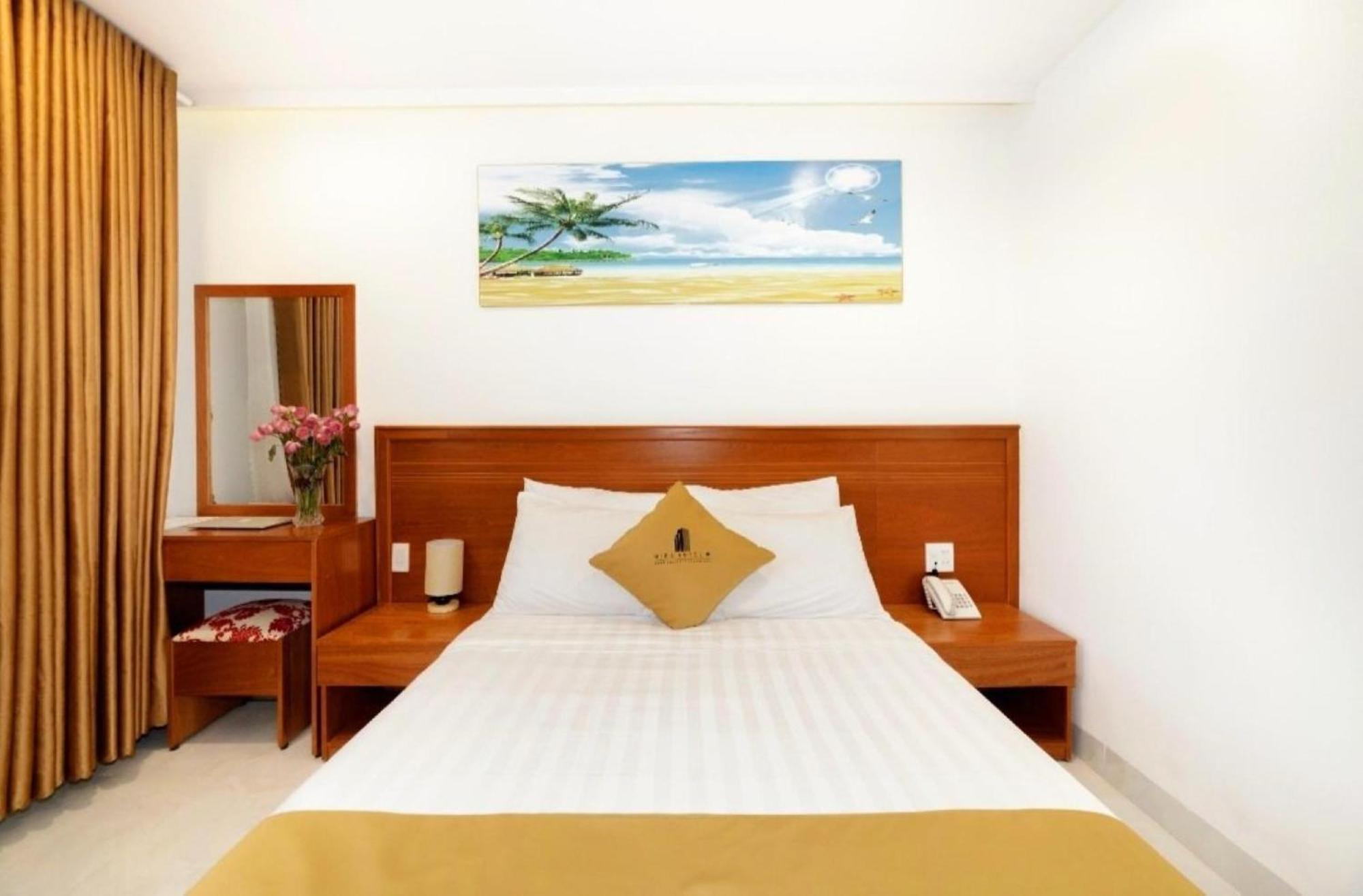Mira Eco Hotel Куинён Экстерьер фото
